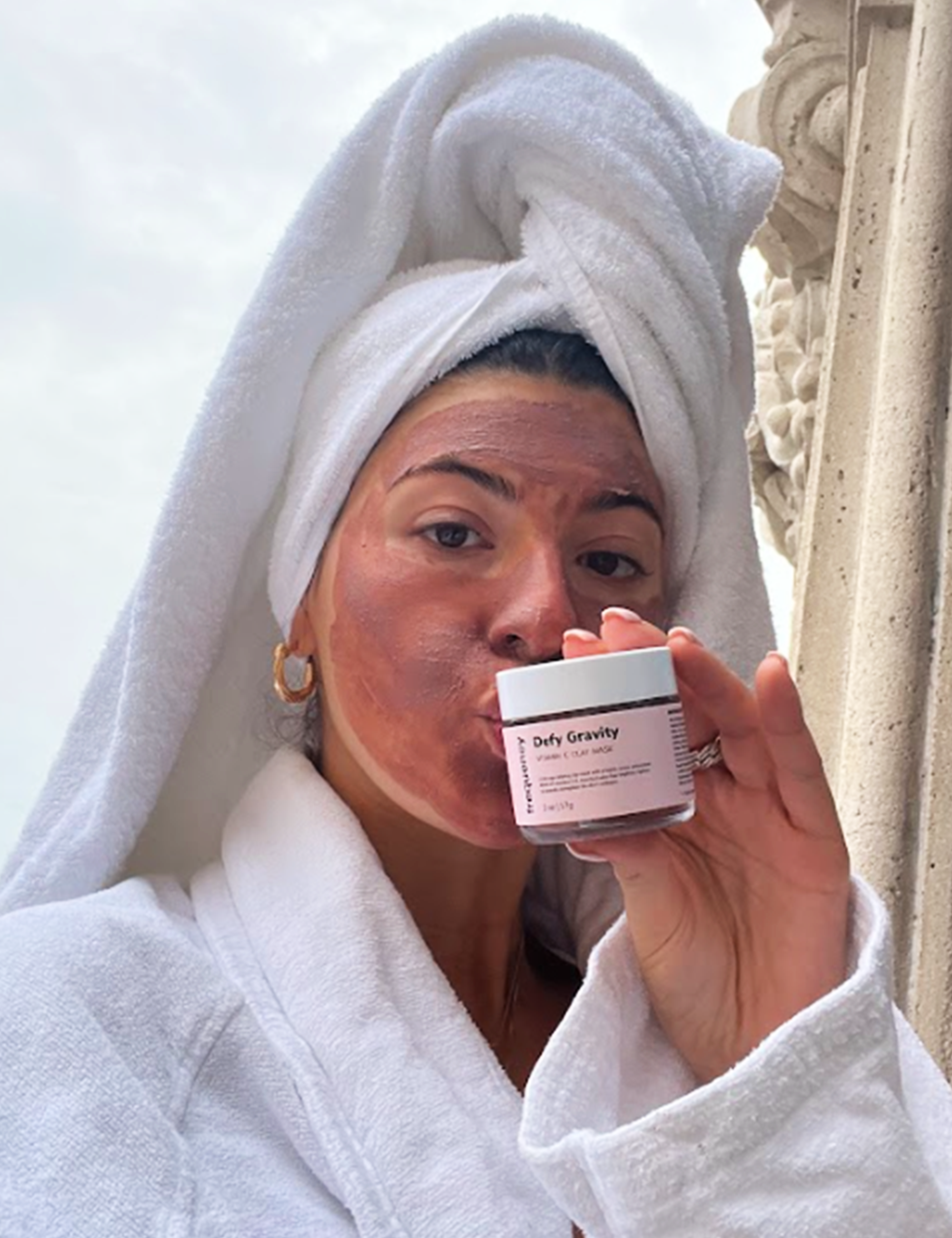 The Ultimate Guide to Clay Masks: Benefits and How to Use Them