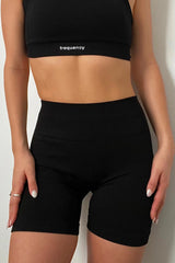 SEAMLESS BIKER SHORTS